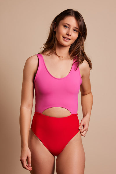 Hot Pink/Heart|Model is 5'7 (32C - 25) and wearing Small - Raya One-Piece Swimsuit  